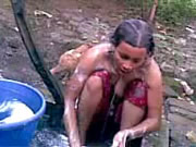 孟加拉的村莊浴場戶外沐浴